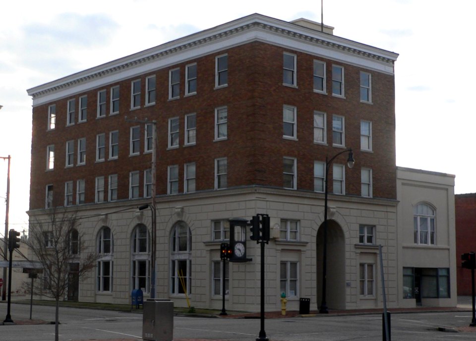 Planters Bldg (Lumberton NC) from NW 1
