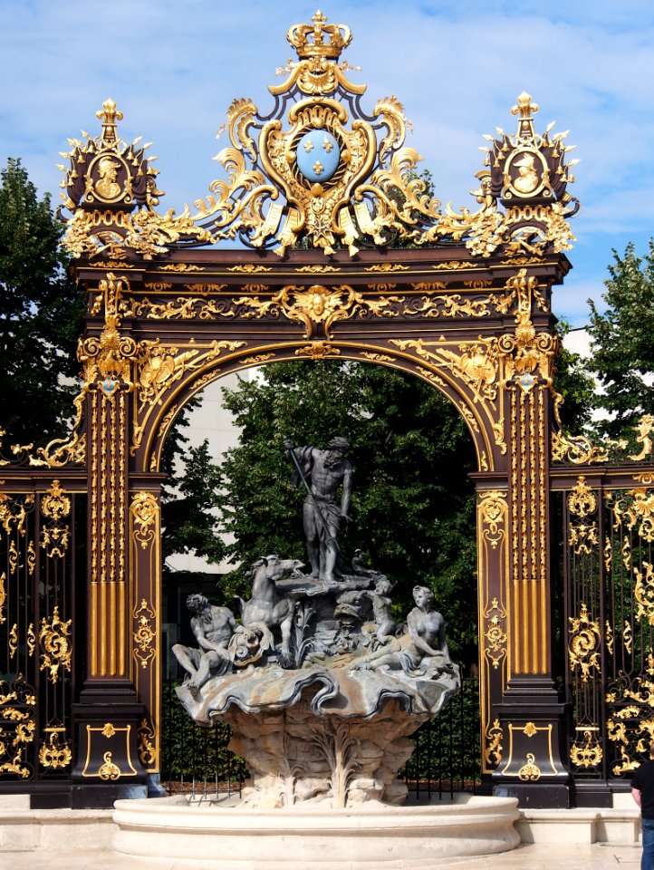 Place Stanislas, fountain, pic-002