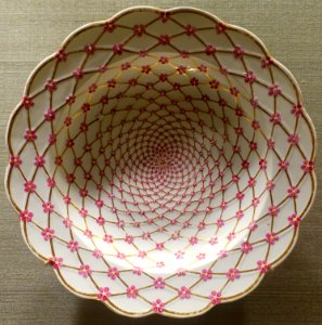 Plate from a service for Empress Elizabeth, Imperial Porcelain Manufactory, Russia, Saint Petersburg, 1755-1760, porcelain, 65.47 - Metropolitan Museum of Art - New York City - DSC07679
