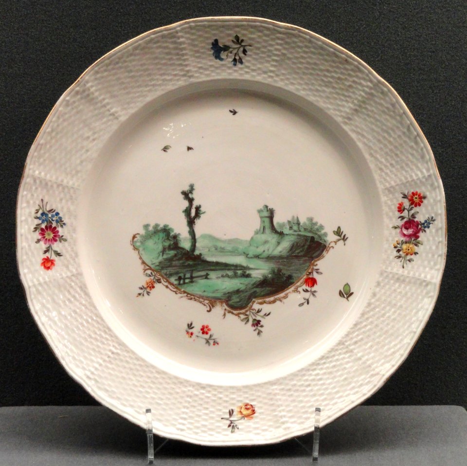 Plate with Green Landscape, c. 1778, Frankenthal, hard-paste porcelain, coloured enamels - Gardiner Museum, Toronto - DSC00941