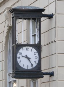 Planters Bldg (Lumberton NC) NW corner clock 1