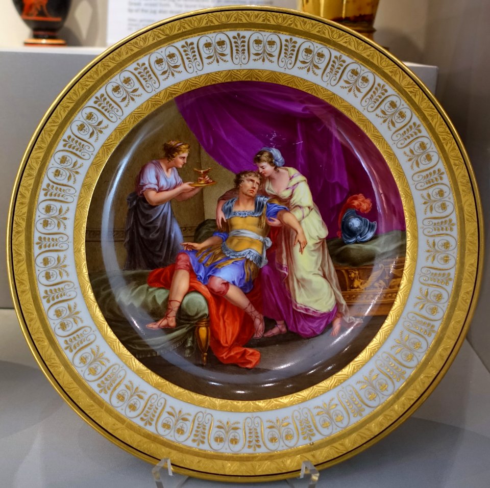 Plate with 'Death of Marc Anthony' after a design by Angelika Kauffmann, Porzellanmanufaktur Wien, 1805, porcelain - Germanisches Nationalmuseum - Nuremberg, Germany - DSC03447