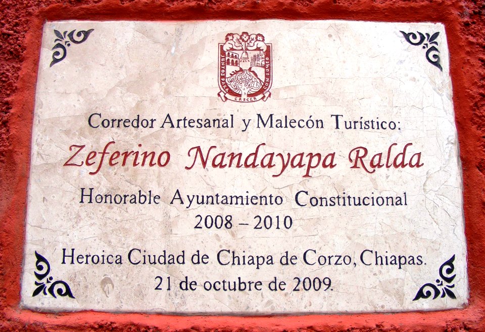 Placa Zeferino Nandayapa