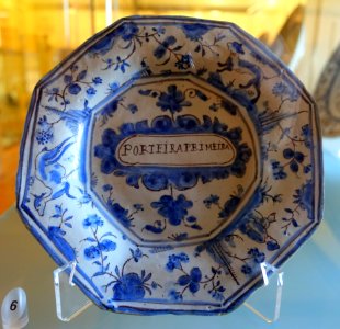 Plate, 1650-1700, faience - Museu Nacional de Soares dos Reis - Porto, Portugal - DSC00339