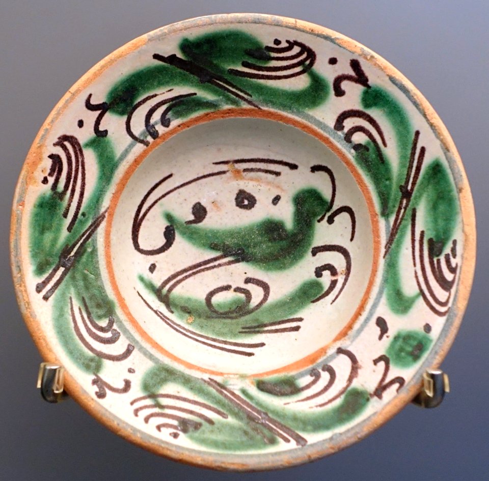 Plate with bird, Teruel, Spain, 1650-1700 AD, ceramic - Museo Nacional de Artes Decorativas - Madrid, Spain - DSC08202