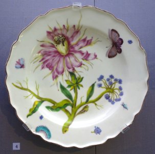 Plate with pink Cereus, Chelsea, c. 1755, soft-paste porcelain - California Palace of the Legion of Honor - DSC07609 photo