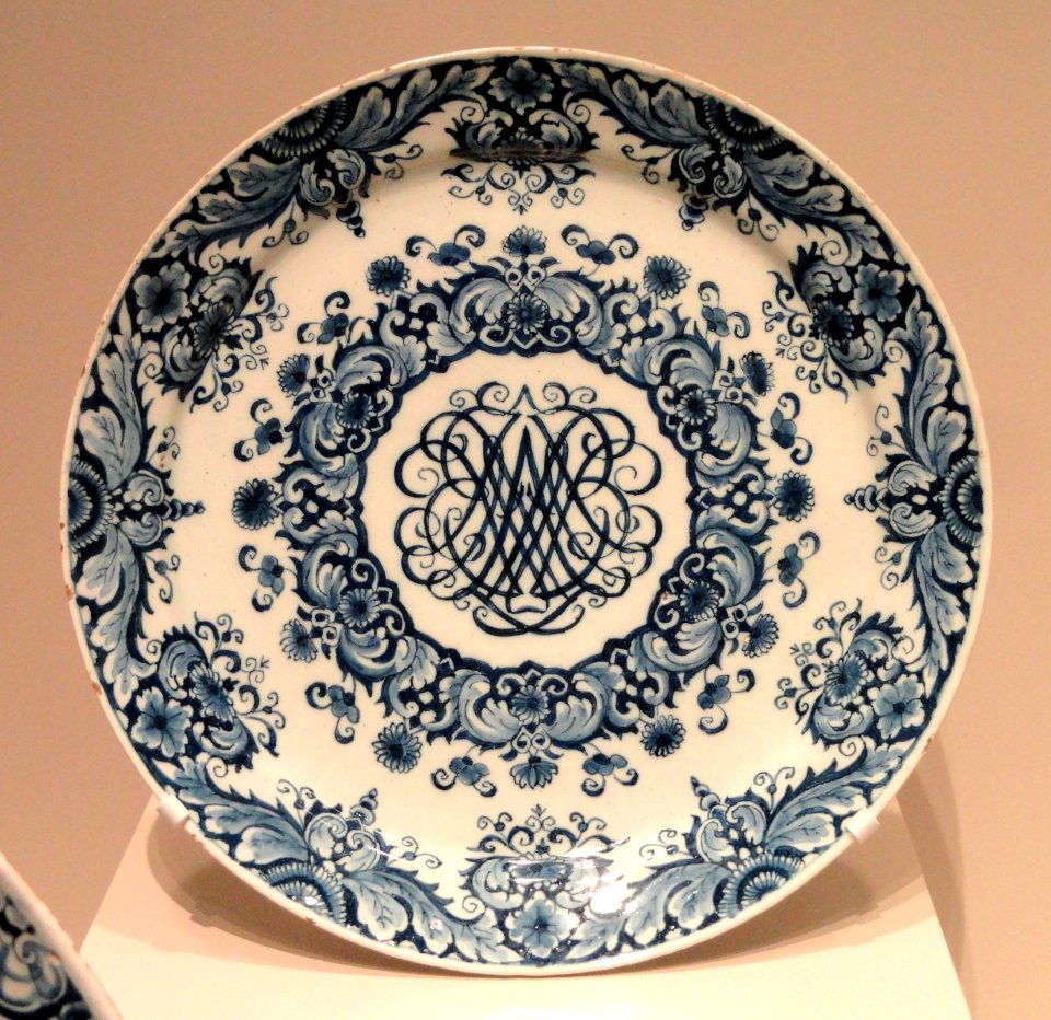 Plate, 1703, Grieksche A Factory, designed by Pieter Adriaensz Kocks, tin-glazed earthenware - Art Institute of Chicago - DSC09990