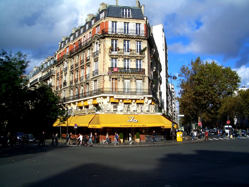 Place d'Alésia vue sur le Zeyer