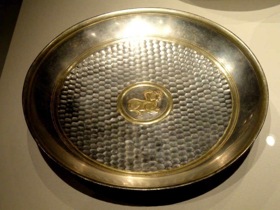 Plate with ring foot, Iran, Sasanian period, 7th century AD, silver and gilt - Arthur M. Sackler Gallery - DSC05864