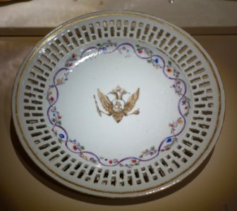 Plate for Russian marker, China, c. 1785, porcelain - Chazen Museum of Art - DSC02280