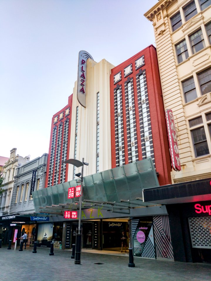 Plaza Theatre and Arcade, January 2019 05