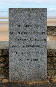 Plaque general Stanier Arromanches