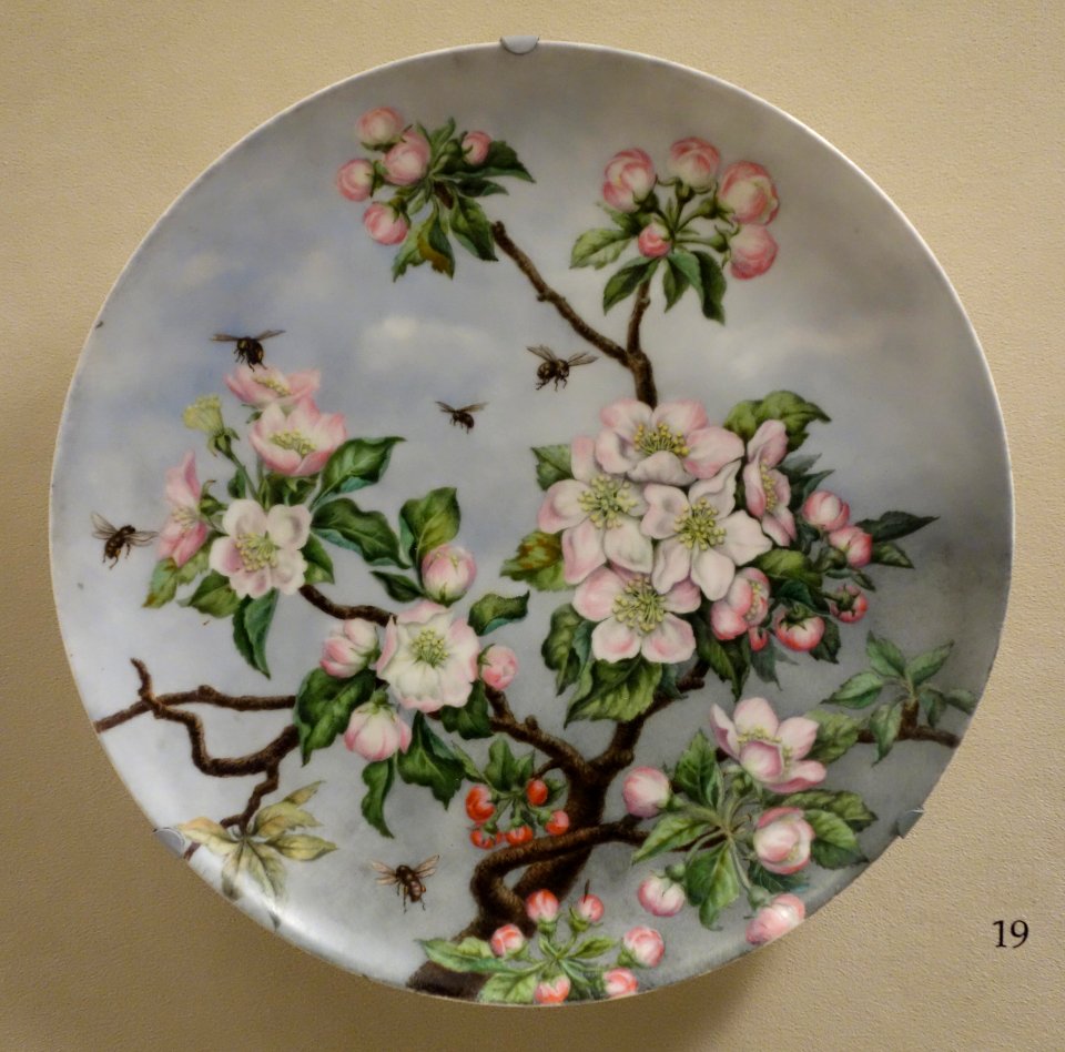 Plaque by Amanda Merriam, fired at Frederick Dallas Hamilton Road Pottery, 1882, Haviland and Company porcelain blank - Cincinnati Art Museum - DSC03086