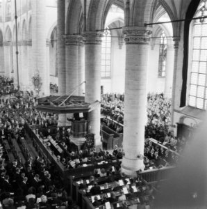 Plechtigheid in de Pieterskerk Overzicht, Bestanddeelnr 900-7860