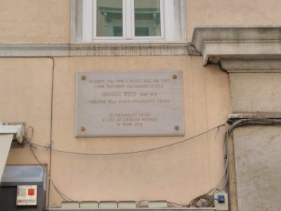 Plaque dedicated to Edoardo Weiss