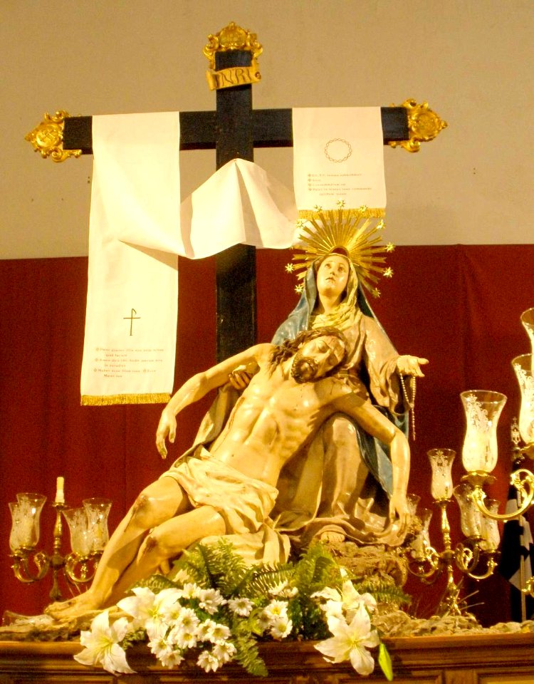 Plasencia - Iglesia de Santo Domingo, Museo Pasos de Semana Santa 04