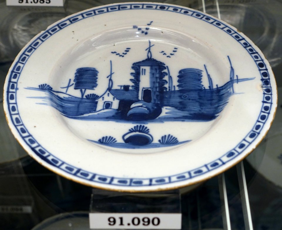 Plate, London, England, 1765-1775, tin-glazed earthenware, item HD 91.090 - Flynt Center of Early New England Life - Deerfield, Massachusetts - DSC04269