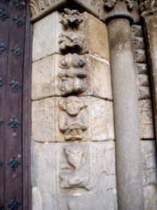 Plasencia - Catedral Vieja, portada románica 04