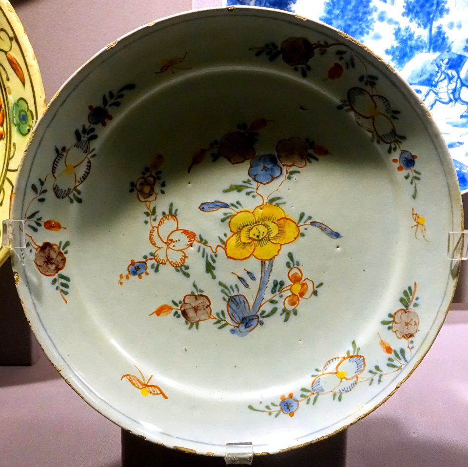 Plate, Netherlands, mid 1700s, ceramic - Museum of Anthropology, University of British Columbia - DSC09115