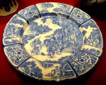 Plate, Fayence-Manufaktur Frankfurt am Main, undated, faience - Mainfränkisches Museum - Würzburg, Germany - DSC04996