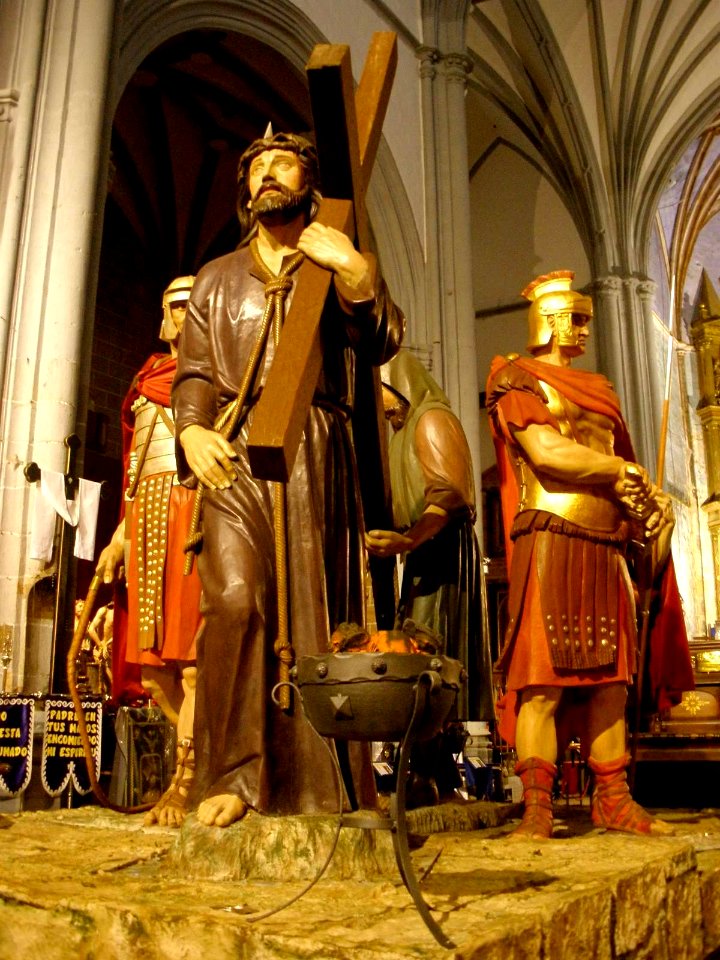 Plasencia - Iglesia de Santo Domingo, Museo Pasos de Semana Santa 05