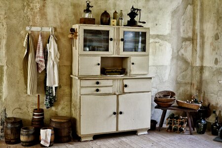 Kitchen equipment cabinet kitchen utensils