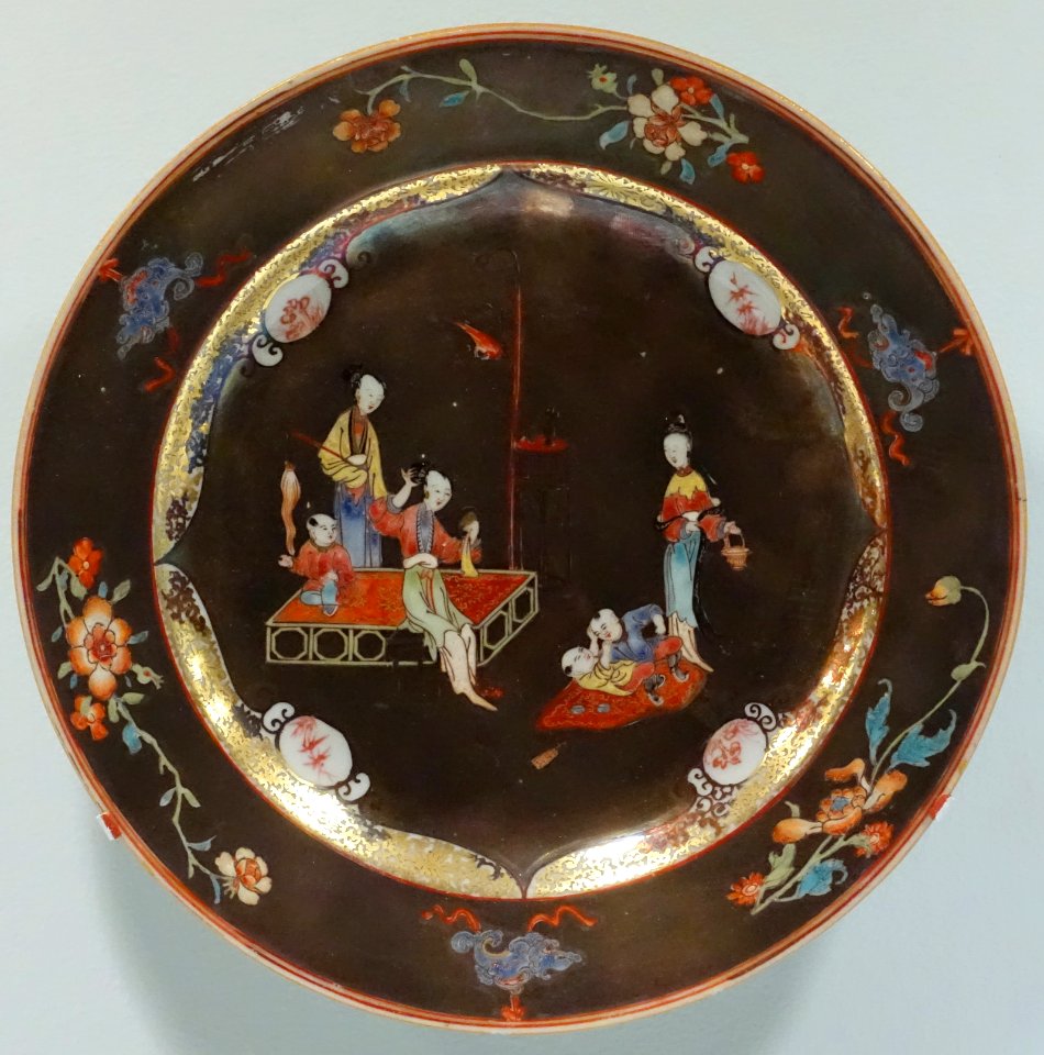 Plate, Chinese export, c. 1740, porcelain, silver lustre, enameled glaze - Krannert Art Museum, UIUC - DSC06605