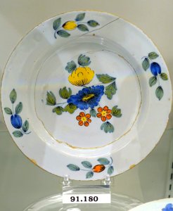 Plate, Liverpool, England, c. 1760, tin-glazed earthenware, HD 91.180 - Flynt Center of Early New England Life - Deerfield, Massachusetts - DSC04346