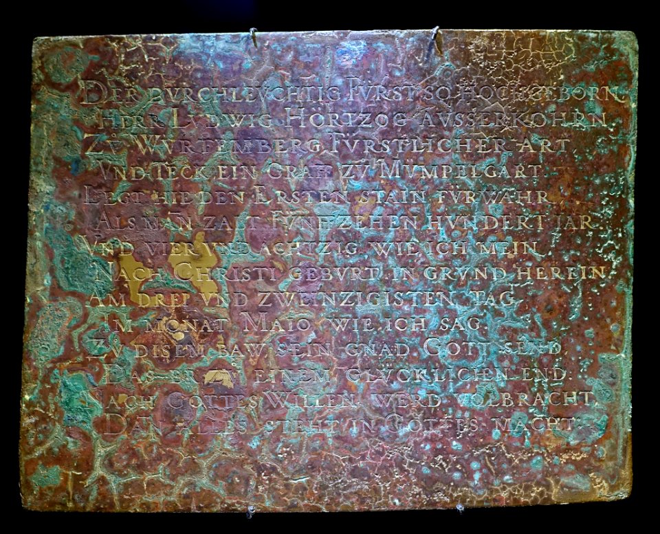Plaque from the foundation stone of the New Pleasure House, Stuttgart, 1584, gilt bronze - Landesmuseum Württemberg - Stuttgart, Germany - DSC03161