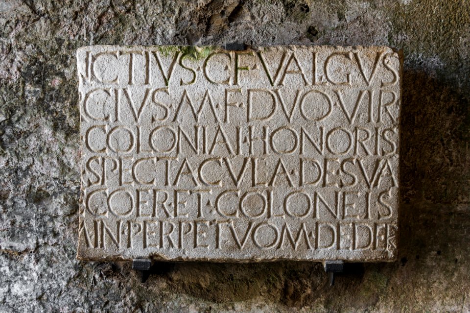 Plaque entrance amphitheater Pompeii