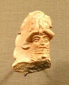 Plaque with bull-man (head only), Khafajah, Isin-Larsa to Old Babylonian, 2000-1600 BC, baked clay - Oriental Institute Museum, University of Chicago - DSC07394