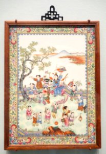 Plaque with boys at play, China, Jingdezhen, Jiangxi province, 1900-1949 AD, porcelain with overglaze polychrome decoration - Asian Art Museum of San Francisco - DSC01655