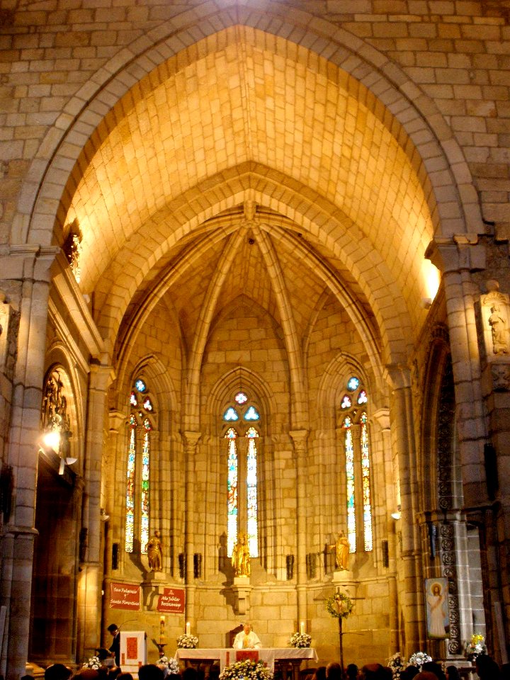Plasencia - Iglesia de San Nicolás, interior 01