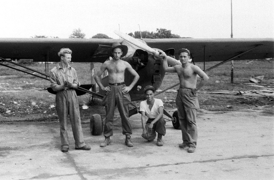 Piper Cub L-4J Grashopper verkenningsvliegtuig van Militaire Luchtvaart KNIL, m…, Bestanddeelnr 5898