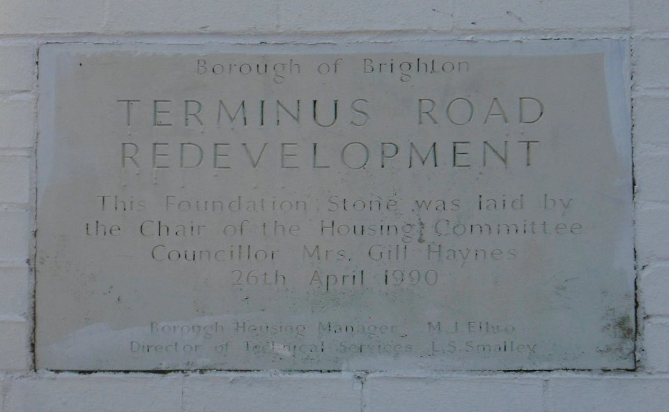 Plaque at Terminus Place, Brighton (January 2014)