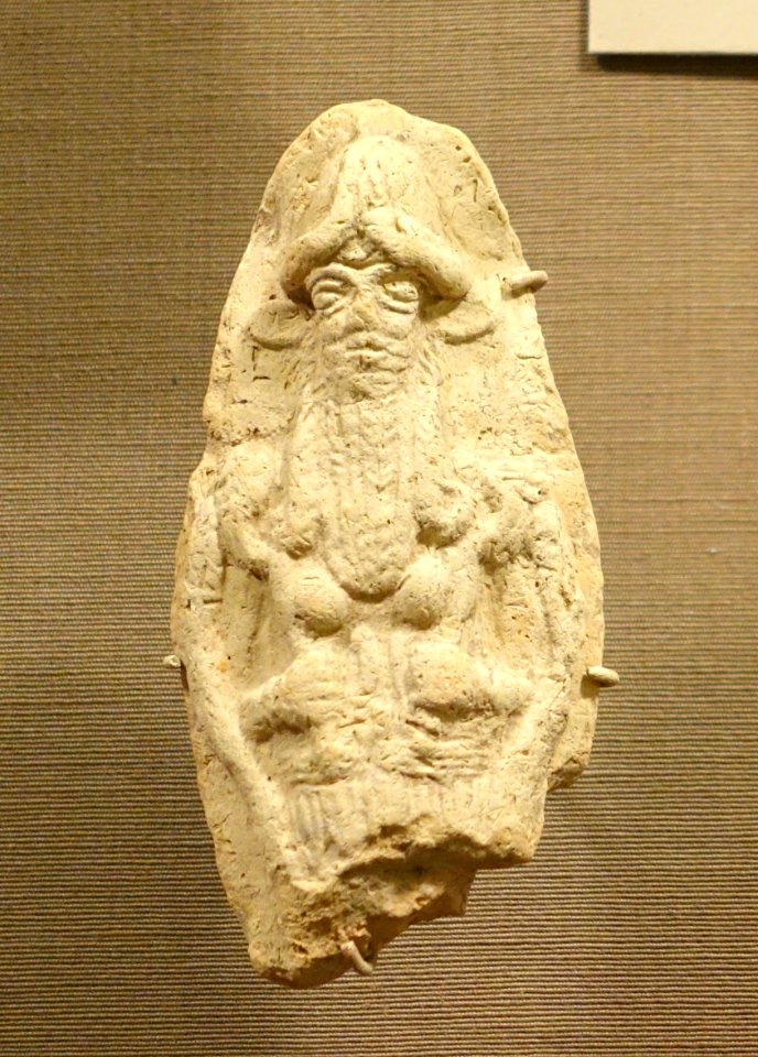 Plaque with bull-man, Ishchali, Isin-Larsa to Old Babylonian, 2000-1600 BC, baked clay - Oriental Institute Museum, University of Chicago - DSC07392
