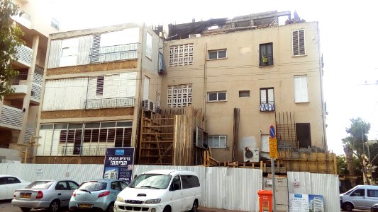 Pinchas-rotenberg-corner-avner-ramat-gan-october-2015