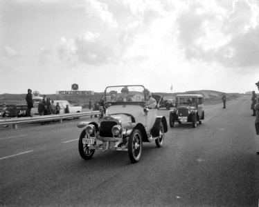 Pionier automobielclub hield Internationale Traditierit v Utrecht naar Zandvoort, Bestanddeelnr 914-4051