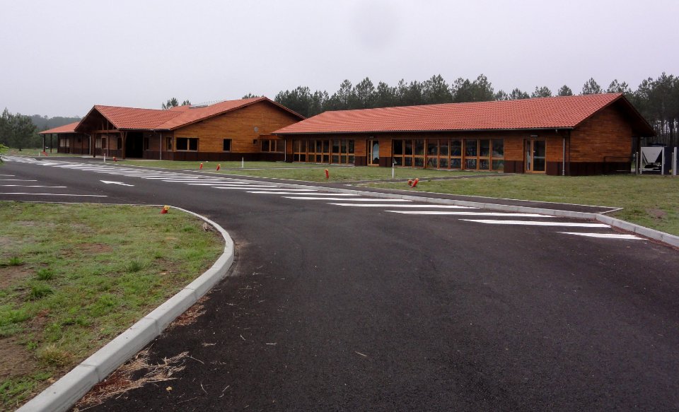 Pissos (Landes) école et garderie
