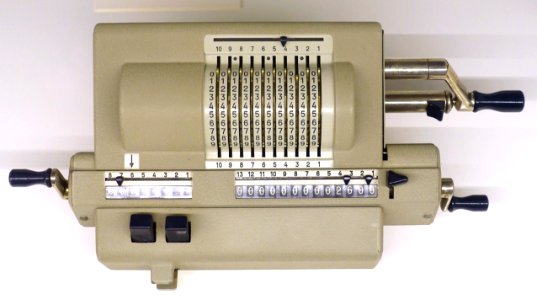 Pin-wheel mechanical calculating machine, Odhner 200, manufactured 1955-1967 AD, TM44856 - Tekniska museet - Stockholm, Sweden - DSC01570