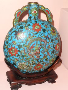 Pilgrim Bottle, 1368-1643 - Chinese Cloisonné Collection - George Walter Vincent Smith Art Museum - DSC03727