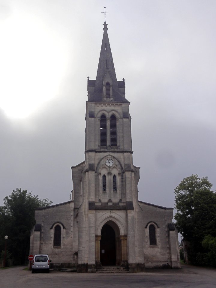 Pissos (Landes) église