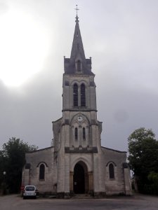 Pissos (Landes) église