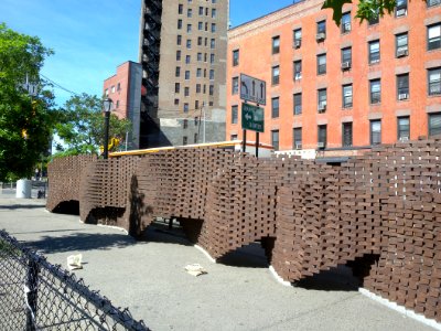 Pike St brick wave jeh