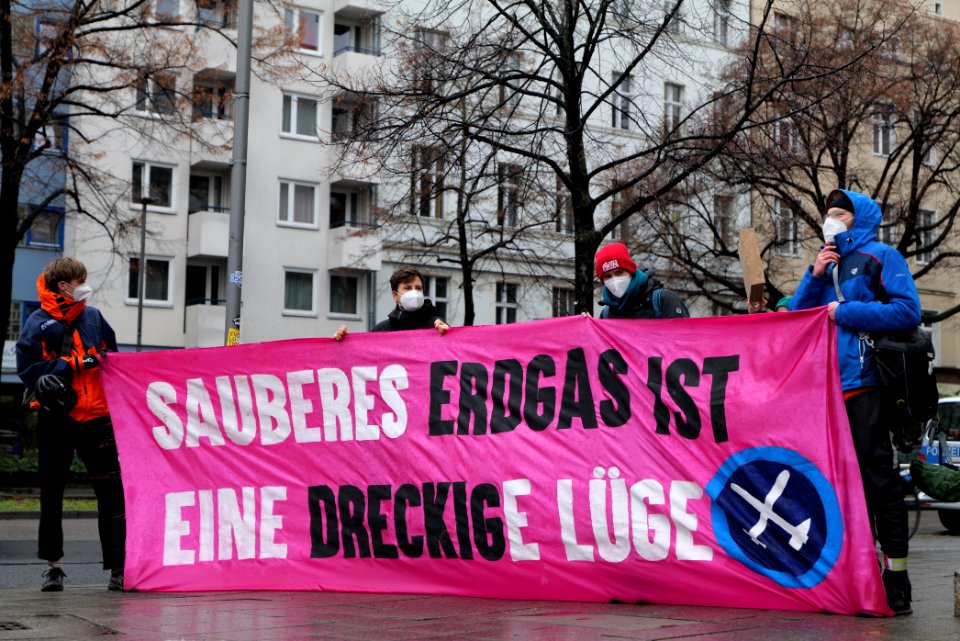 PipelineInDieKrise protest Willy-Brandt-Haus 2021-01-12 14