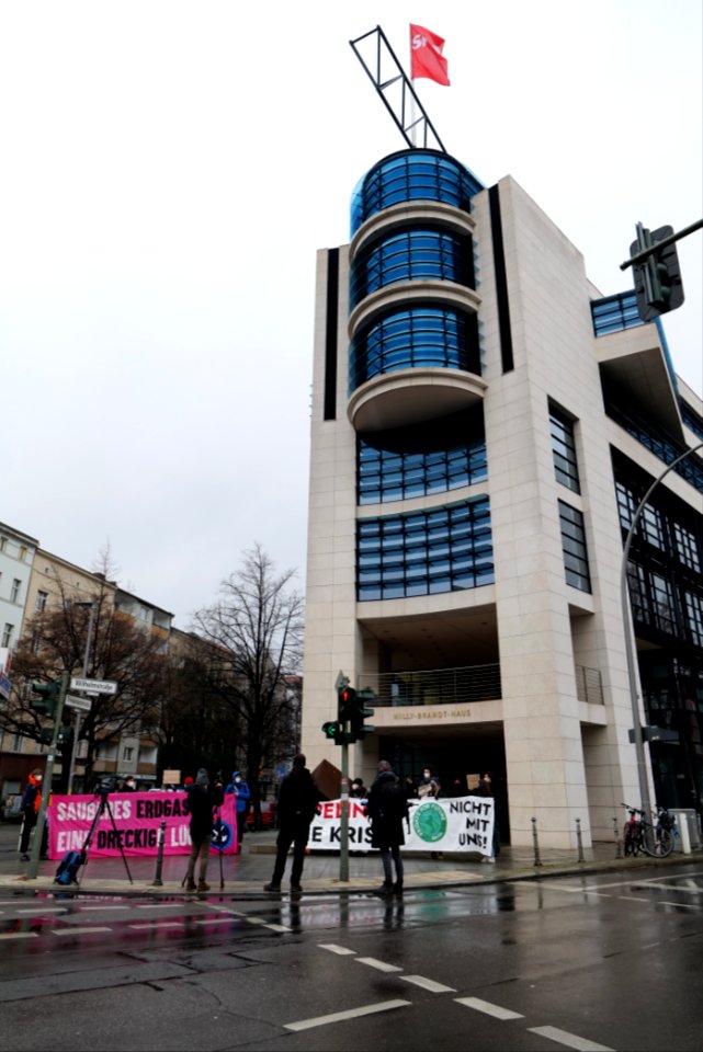 PipelineInDieKrise protest Willy-Brandt-Haus 2021-01-12 17