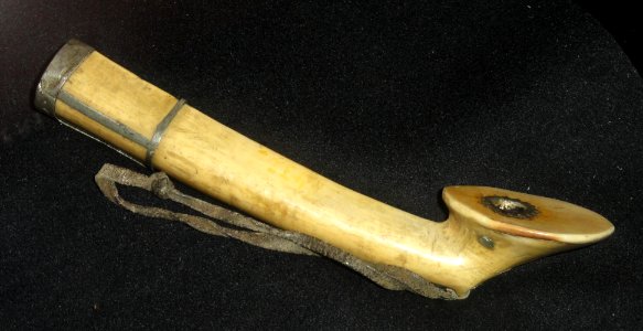 Pipe, mammoth bone, Samoyeds, Siberia - Museum of Cultures (Helsinki) - DSC05010 photo