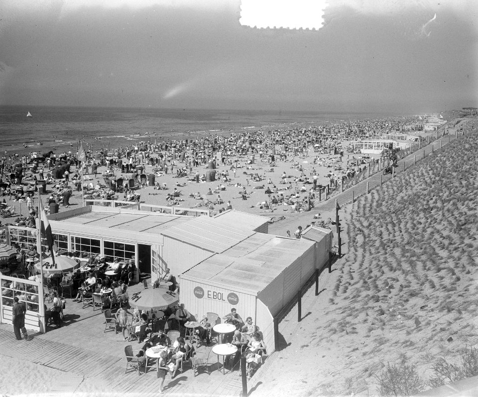Pinksterdrukte op Zandvoort, Bestanddeelnr 905-7411