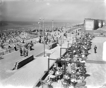 Pinksterdrukte op Zandvoort, Bestanddeelnr 905-7414