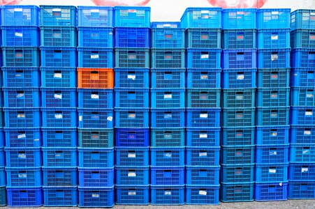 Delivery logistics warehouse